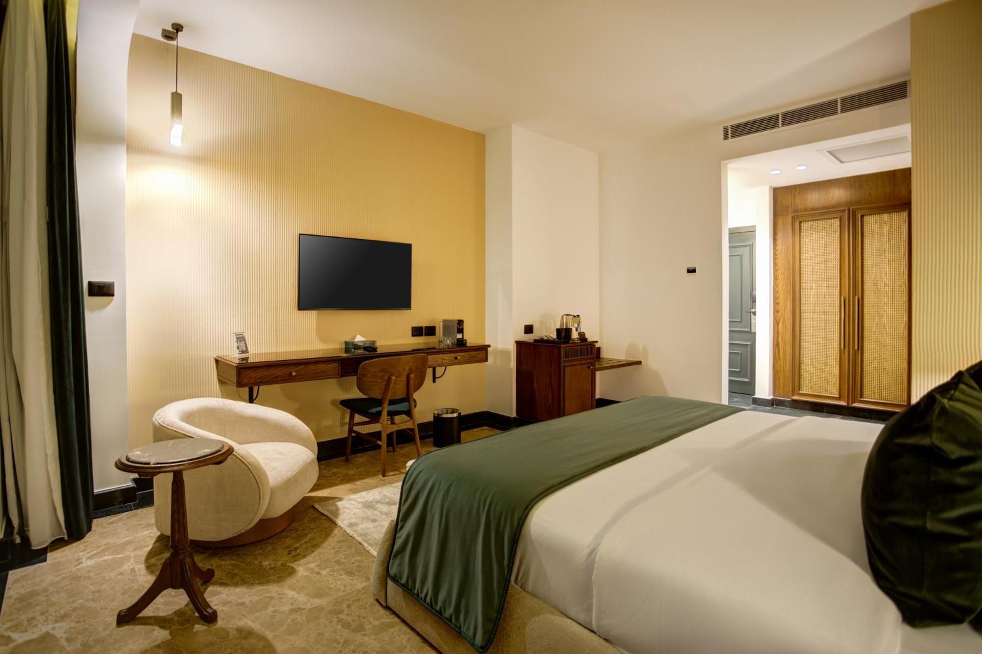 Bratus Hotel Акаба Екстериор снимка