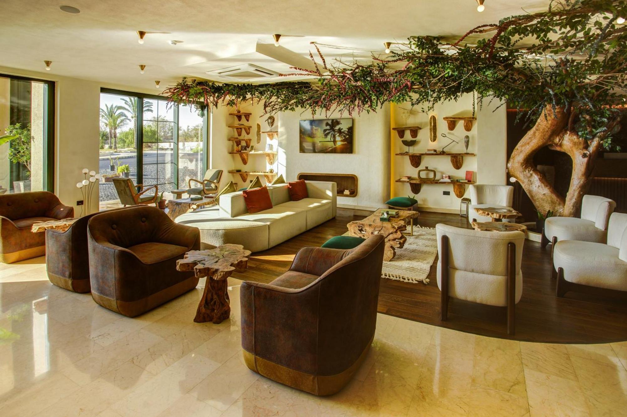 Bratus Hotel Акаба Екстериор снимка